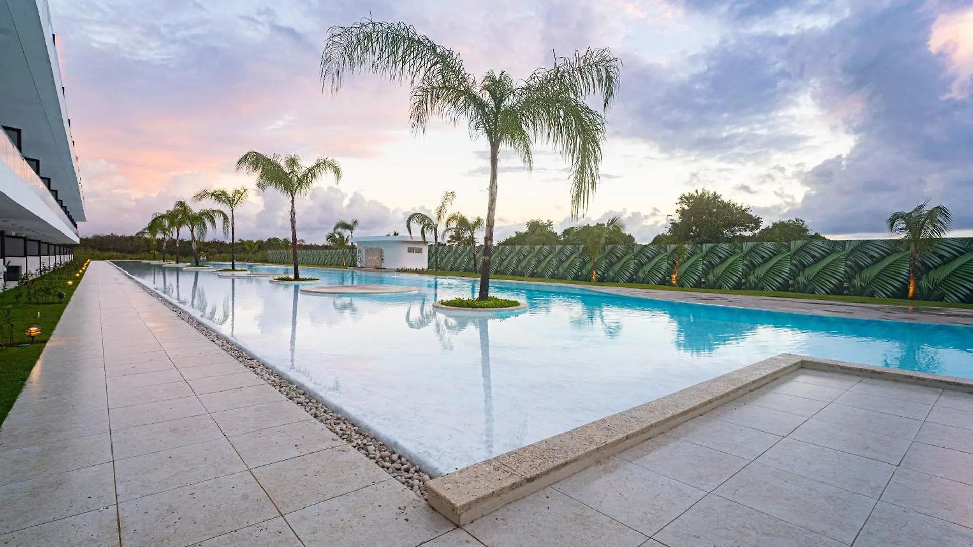 Beautiful Beach Apt With Private Jacuzzi, Pool & Golf بونتا كانا 0*,  جمهورية الدومينيكان